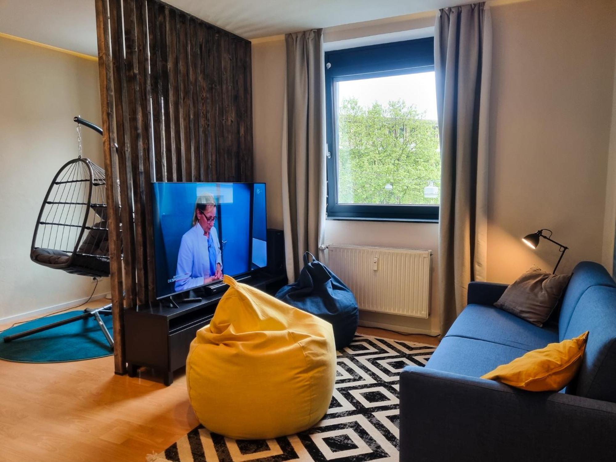 Maremar - City Design Apartment - 2 Schlafzimmer - Luxus Boxspringbetten - Kueche - Highspeed Wifi - Arbeitsplaetze Braunschweig Buitenkant foto